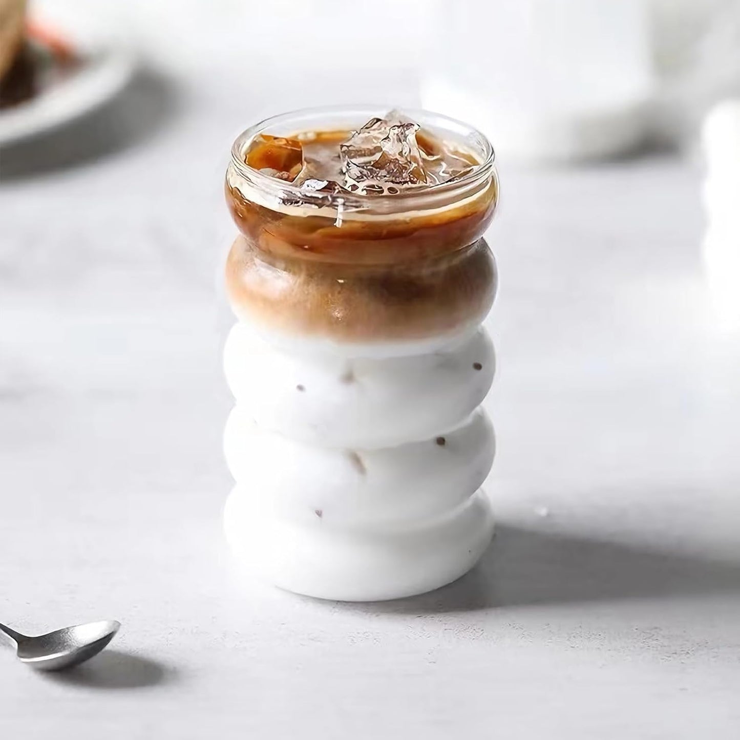 4 Pcs 20oz Drinking Glasses Set with Straws, Cute Iced Coffee Glass Cups, Iced Coffee Tumblers, Thick Drinking Jars for Smoothie, Boba Milk Tea, Ideal for Gift, with Straw Brush